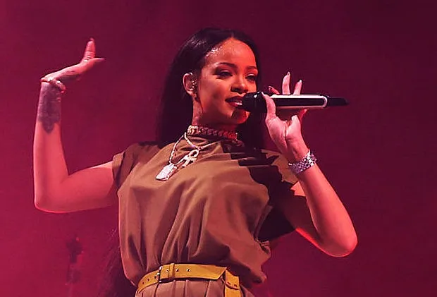 Rihanna Net Worth, Income & Salary